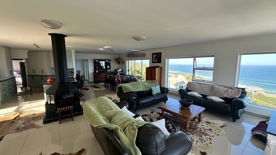 5 Bedroom Property for Sale in Dana Bay Western Cape
